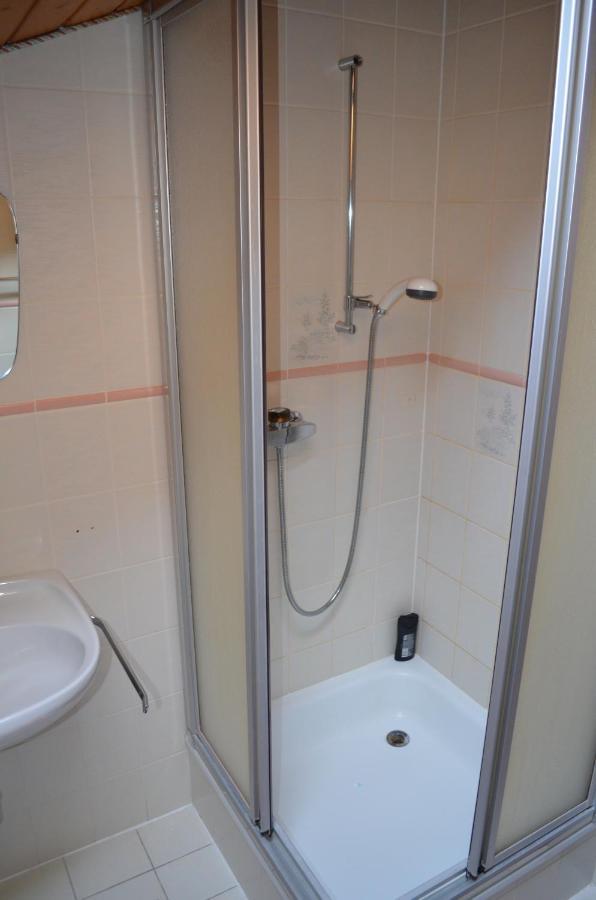 Logement Chez L'Habitant Etage Independant Grone Екстер'єр фото